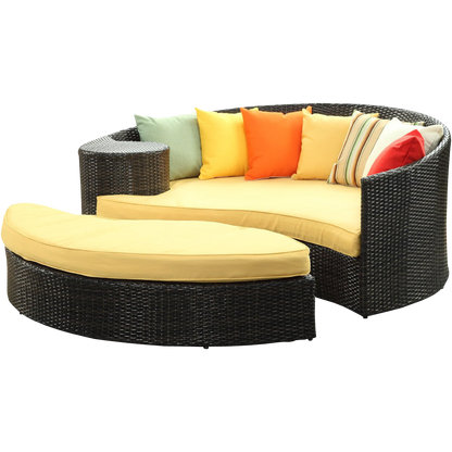 LexMod Quest Circular Outdoor Wicker Rattan Patio Daybed